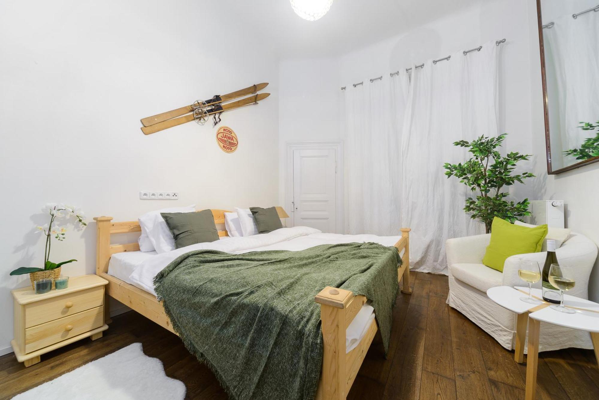 Ferienwohnung Premium Apart With A Balcony Prag Exterior foto